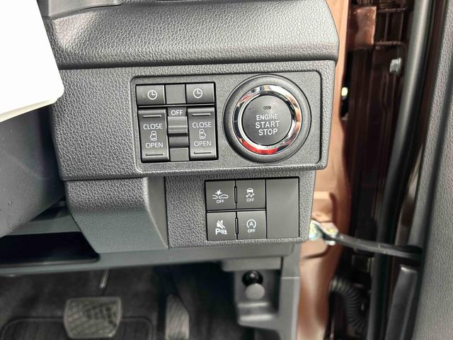 ムーヴＲＳ衝突被害軽減ブレーキ　横滑り防止装置　４ＷＤ　オートハイビーム　アイドリングストップ　ステアリングスイッチ　オートライト　キーフリーシステム　オートエアコン　バックカメラ　マット（岐阜県）の中古車