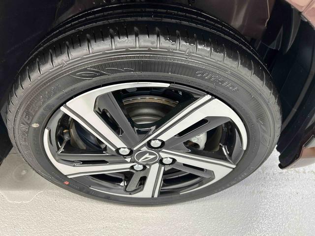 ムーヴＲＳ衝突被害軽減ブレーキ　横滑り防止装置　４ＷＤ　オートハイビーム　アイドリングストップ　ステアリングスイッチ　オートライト　キーフリーシステム　オートエアコン　バックカメラ　マット（岐阜県）の中古車