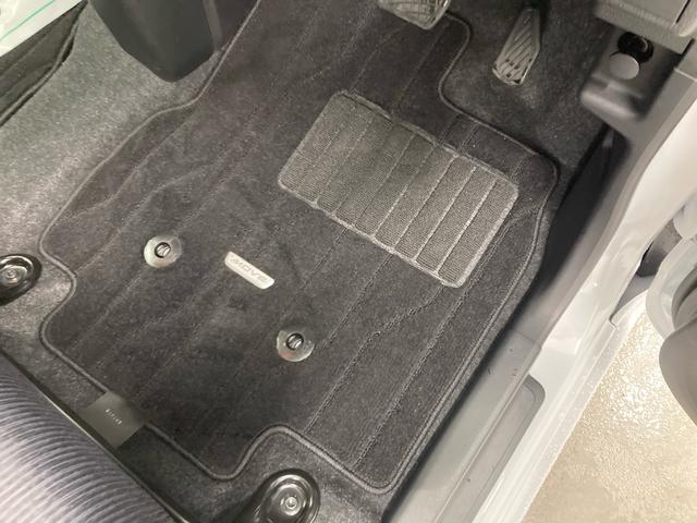 ムーヴＲＳ衝突被害軽減ブレーキ　横滑り防止装置　オートハイビーム　アイドリングストップ　ステアリングスイッチ　オートライト　キーフリーシステム　オートエアコン　バックカメラ　マット（岐阜県）の中古車