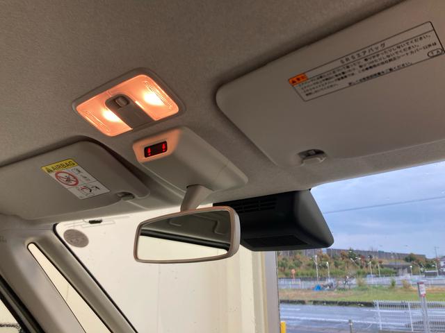 ムーヴＲＳ衝突被害軽減ブレーキ　横滑り防止装置　オートハイビーム　アイドリングストップ　ステアリングスイッチ　オートライト　キーフリーシステム　オートエアコン　バックカメラ　マット（岐阜県）の中古車