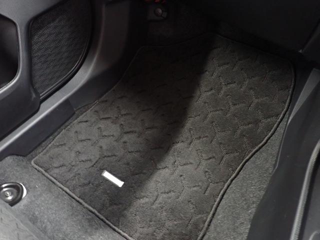 ロッキープレミアム衝突被害軽減ブレーキ　横滑り防止装置　オートハイビーム　アイドリングストップ　ステアリングスイッチ　オートライト　キーフリー　オートエアコン　ナビ　ドラレコ　バックカメラ　ＥＴＣ　マット　バイザー（岐阜県）の中古車