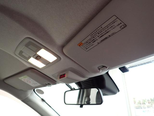 ロッキープレミアム衝突被害軽減ブレーキ　横滑り防止装置　オートハイビーム　アイドリングストップ　ステアリングスイッチ　オートライト　キーフリー　オートエアコン　ナビ　ドラレコ　バックカメラ　ＥＴＣ　マット　バイザー（岐阜県）の中古車