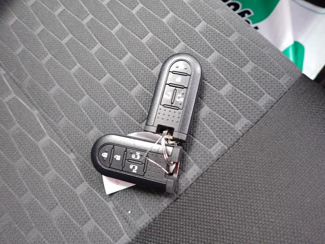 ウェイクＧターボＶＳ　ＳＡIII衝突被害軽減ブレーキ　横滑り防止装置　オートハイビーム　アイドリングストップ　ステアリングスイッチ　オートライト　キーフリーシステム　オートエアコン　ナビ　ドラレコ　パノラマカメラ　マット　バイザー（岐阜県）の中古車