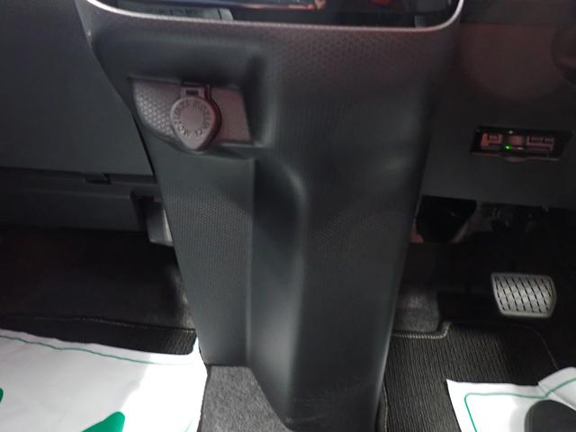 タントカスタムＸ衝突被害軽減ブレーキ　横滑り防止装置　オートハイビーム　アイドリングストップ　ステアリングスイッチ　オートライト　キーフリーシステム　オートエアコン　ナビ　ドラレコ　パノラマカメラ　ＥＴＣ　マット（岐阜県）の中古車