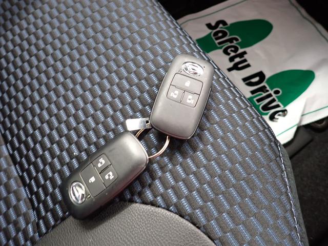 タントカスタムＸ衝突被害軽減ブレーキ　横滑り防止装置　オートハイビーム　アイドリングストップ　ステアリングスイッチ　オートライト　キーフリーシステム　オートエアコン　ナビ　ドラレコ　パノラマカメラ　ＥＴＣ　マット（岐阜県）の中古車