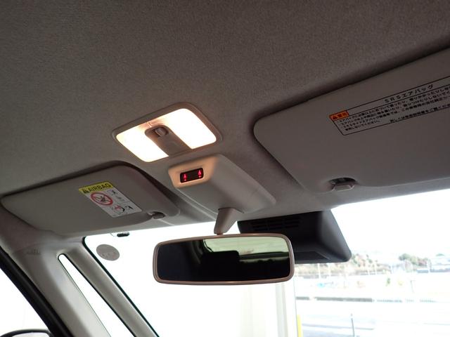 ムーヴRS衝突被害軽減ブレーキ 横滑り防止装置 オートハイビーム アイドリングストップ ステアリングスイッチ オートライト キーフリーシステム オートエアコン バックカメラ マット(岐阜県)の中古車