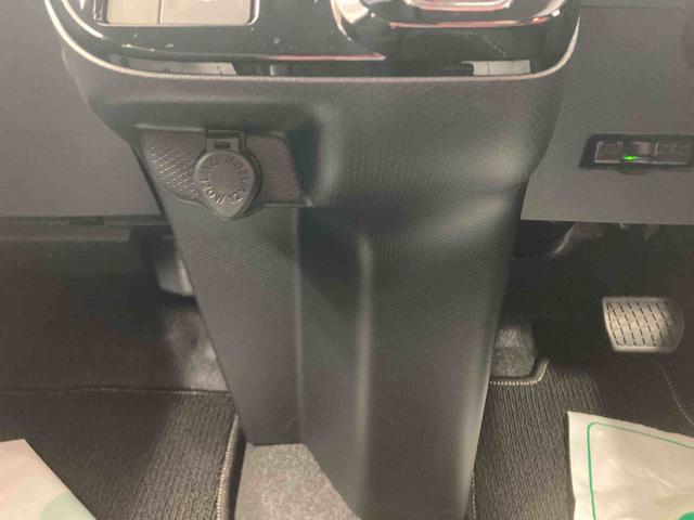 タントカスタムＲＳ衝突被害軽減ブレーキ　横滑り防止装置　オートハイビーム　ステアリングスイッチ　オートライト　キーフリーシステム　オートエアコン　ナビ　ドラレコ　バックカメラ　ＥＴＣ　マット（岐阜県）の中古車