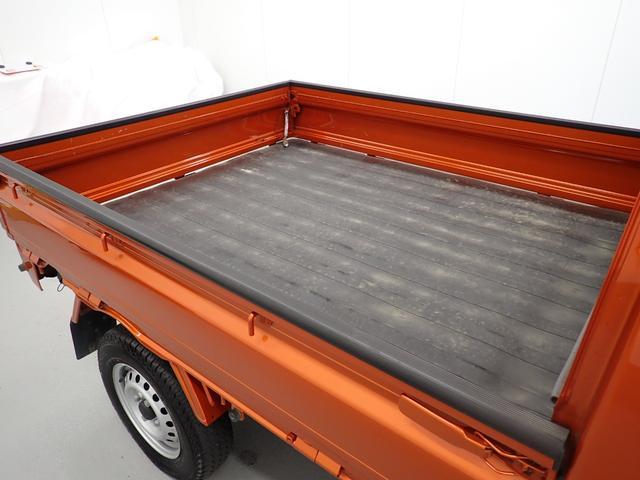 ハイゼットトラックジャンボエクストラ衝突被害軽減ブレーキ　横滑り防止装置　４ＷＤ　ＣＶＴ　エアコン　パワステ　ＬＥＤオートライト　オートハイビーム　アイドリングストップ　キーフリーシステム　ナビ　ドラレコ　バックカメラ　マット（岐阜県）の中古車