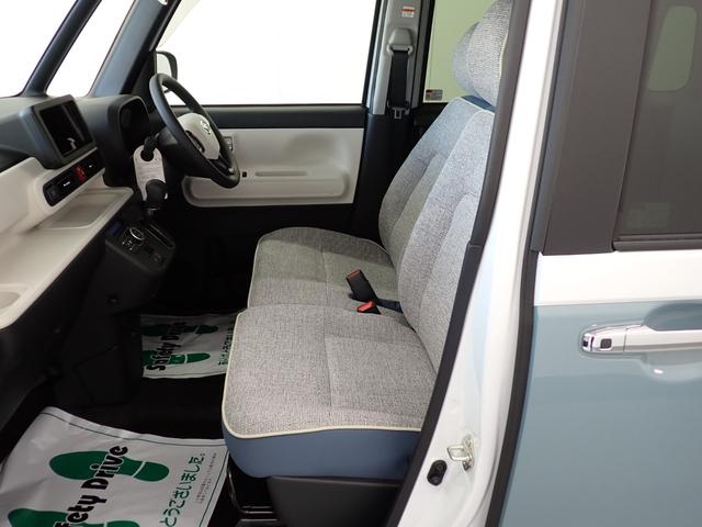 ムーヴキャンバスストライプスＧ衝突被害軽減ブレーキ　横滑り防止装置　オートハイビーム　アイドリングストップ　ステアリングスイッチ　オートライト　キーフリーシステム　オートエアコン　パノラマカメラ　マット　バイザー（岐阜県）の中古車