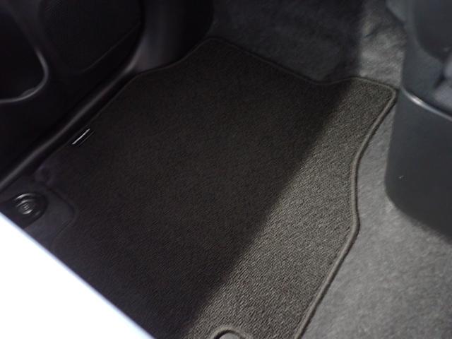 ムーヴキャンバスストライプスＧ衝突被害軽減ブレーキ　横滑り防止装置　オートハイビーム　アイドリングストップ　ステアリングスイッチ　オートライト　キーフリーシステム　オートエアコン　パノラマカメラ　マット　バイザー（岐阜県）の中古車