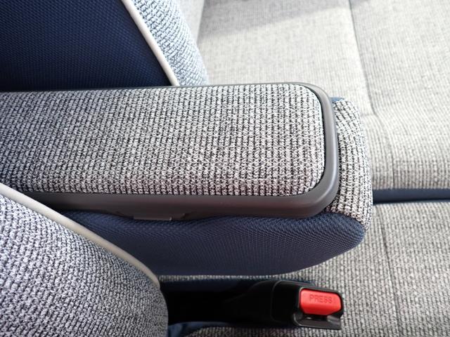 ムーヴキャンバスストライプスＧ衝突被害軽減ブレーキ　横滑り防止装置　オートハイビーム　アイドリングストップ　ステアリングスイッチ　オートライト　キーフリーシステム　オートエアコン　パノラマカメラ　マット　バイザー（岐阜県）の中古車