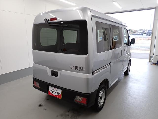 ハイゼットカーゴDX衝突被害軽減ブレーキ 横滑り防止装置 4WD CVT エアコン パワステ ラジオ オートハイビーム アイドリングストップ オートライト マット(岐阜県)の中古車