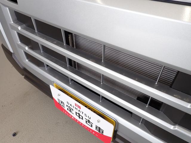 ハイゼットカーゴDX衝突被害軽減ブレーキ 横滑り防止装置 4WD CVT エアコン パワステ ラジオ オートハイビーム アイドリングストップ オートライト マット(岐阜県)の中古車