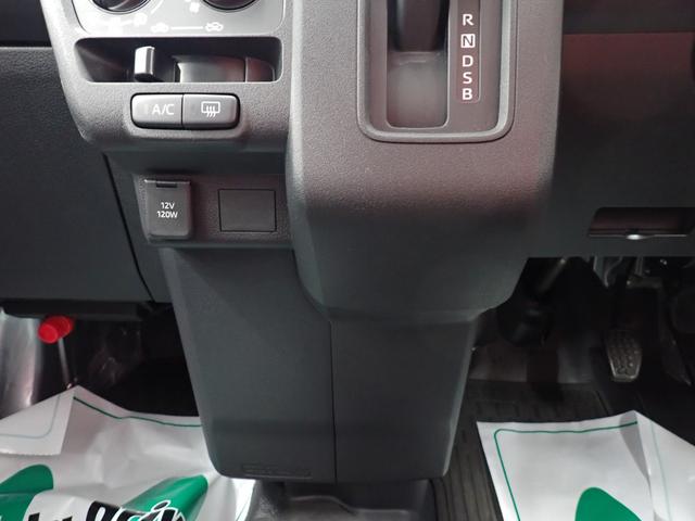 ハイゼットカーゴDX衝突被害軽減ブレーキ 横滑り防止装置 4WD CVT エアコン パワステ ラジオ オートハイビーム アイドリングストップ オートライト マット(岐阜県)の中古車
