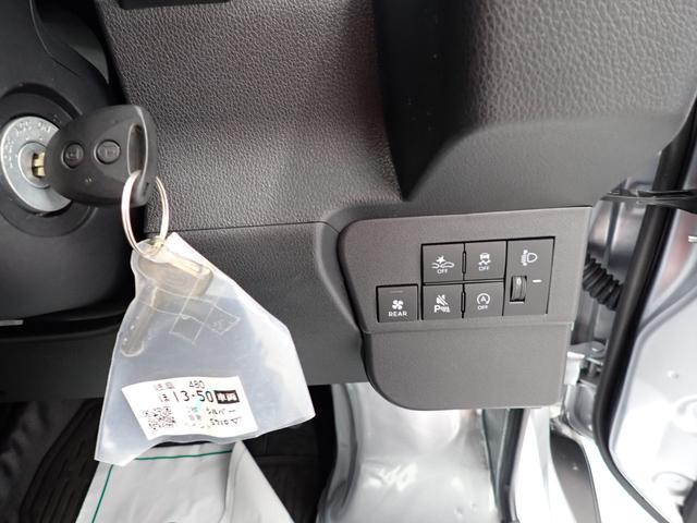 ハイゼットカーゴDX衝突被害軽減ブレーキ 横滑り防止装置 4WD CVT エアコン パワステ ラジオ オートハイビーム アイドリングストップ オートライト マット(岐阜県)の中古車