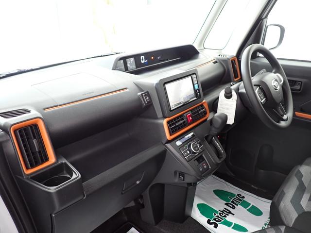 タントファンクロス衝突被害軽減ブレーキ　横滑り防止装置　オートハイビーム　アイドリングストップ　ステアリングスイッチ　オートライト　キーフリーシステム　オートエアコン　ナビ　ドラレコ　パノラマカメラ　ＥＴＣ　マット（岐阜県）の中古車