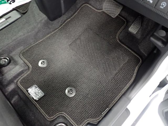 タントファンクロス衝突被害軽減ブレーキ　横滑り防止装置　オートハイビーム　アイドリングストップ　ステアリングスイッチ　オートライト　キーフリーシステム　オートエアコン　ナビ　ドラレコ　パノラマカメラ　ＥＴＣ　マット（岐阜県）の中古車