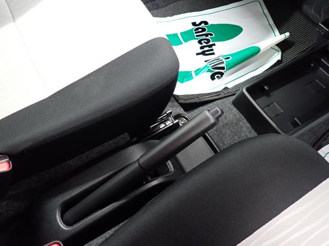 ミライースＧ　ＳＡIII衝突被害軽減ブレーキ　横滑り防止装置　オートハイビーム　アイドリングストップ　オートライト　キーフリーシステム　ナビ　ドラレコ　バックカメラ　ＥＴＣ　マット（岐阜県）の中古車