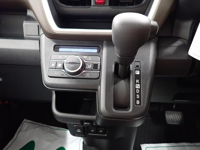 ムーヴＸ衝突被害軽減ブレーキ　横滑り防止装置　オートハイビーム　アイドリングストップ　オートライト　キーフリーシステム　オートエアコン　マット（岐阜県）の中古車