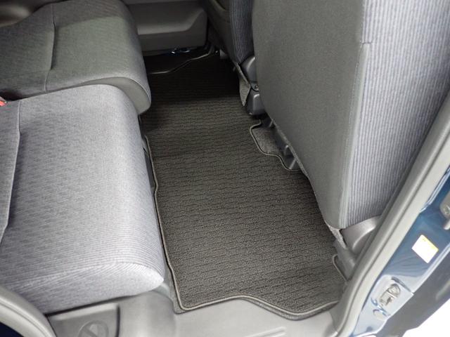 ムーヴＧ衝突被害軽減ブレーキ　横滑り防止装置　オートハイビーム　アイドリングストップ　ステアリングスイッチ　オートライト　キーフリーシステム　オートエアコン　バックカメラ　マット（岐阜県）の中古車