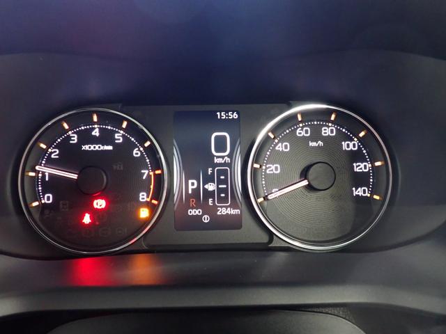 ムーヴＧ衝突被害軽減ブレーキ　横滑り防止装置　オートハイビーム　アイドリングストップ　ステアリングスイッチ　オートライト　キーフリーシステム　オートエアコン　バックカメラ　マット（岐阜県）の中古車