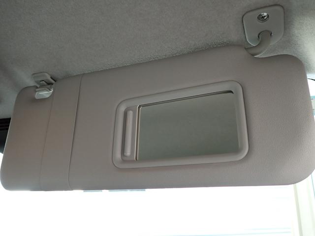 ムーヴＧ衝突被害軽減ブレーキ　横滑り防止装置　オートハイビーム　アイドリングストップ　ステアリングスイッチ　オートライト　キーフリーシステム　オートエアコン　バックカメラ　マット（岐阜県）の中古車