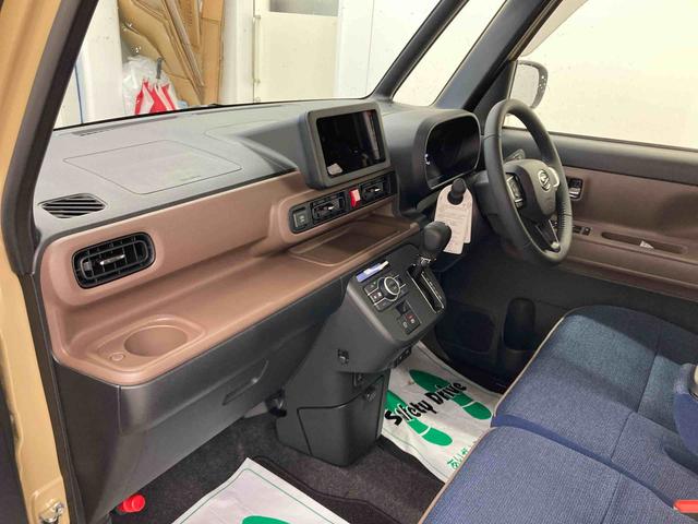 ムーヴキャンバスセオリーＧ衝突被害軽減ブレーキ　横滑り防止装置　オートハイビーム　アイドリングストップ　ステアリングスイッチ　オートライト　キーフリーシステム　オートエアコン　パノラマカメラ　マット　バイザー（岐阜県）の中古車