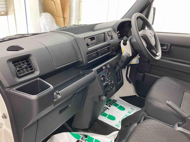 ハイゼットカーゴＤＸ衝突被害軽減ブレーキ　横滑り防止装置　４ＷＤ　ＣＶＴ　エアコン　パワステ　ラジオ　オートハイビーム　アイドリングストップ　オートライト　キーレス　マット（岐阜県）の中古車