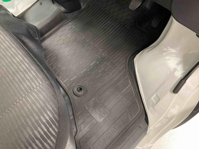 ハイゼットカーゴＤＸ衝突被害軽減ブレーキ　横滑り防止装置　４ＷＤ　ＣＶＴ　エアコン　パワステ　ラジオ　オートハイビーム　アイドリングストップ　オートライト　キーレス　マット（岐阜県）の中古車