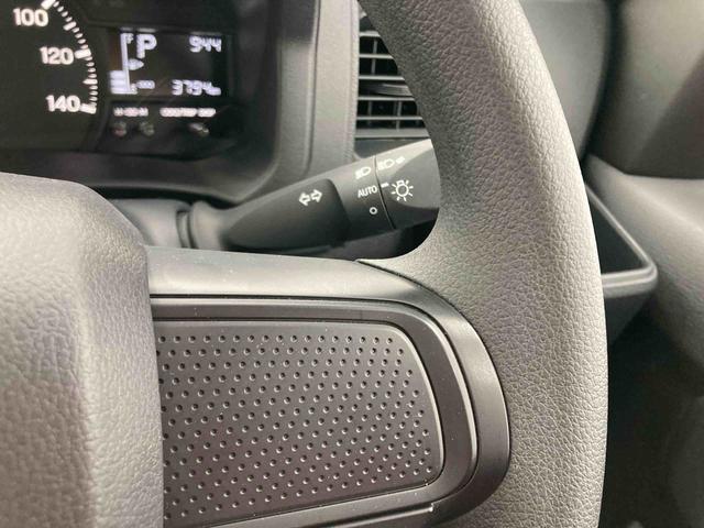 ハイゼットカーゴＤＸ衝突被害軽減ブレーキ　横滑り防止装置　４ＷＤ　ＣＶＴ　エアコン　パワステ　ラジオ　オートハイビーム　アイドリングストップ　オートライト　キーレス　マット（岐阜県）の中古車