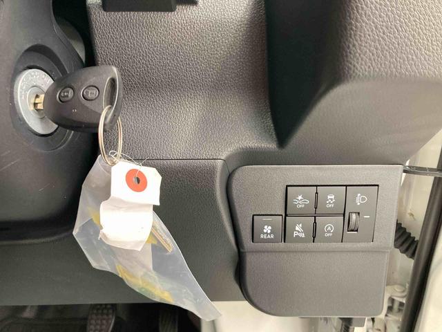 ハイゼットカーゴＤＸ衝突被害軽減ブレーキ　横滑り防止装置　４ＷＤ　ＣＶＴ　エアコン　パワステ　ラジオ　オートハイビーム　アイドリングストップ　オートライト　キーレス　マット（岐阜県）の中古車