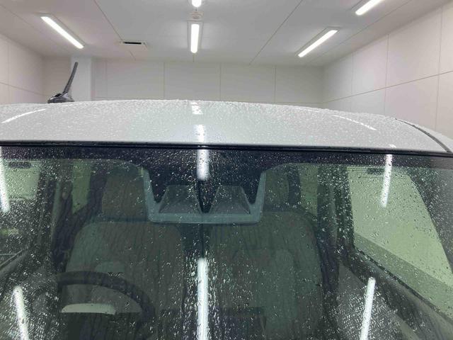 ムーヴキャンバスストライプスＧ衝突被害軽減ブレーキ　横滑り防止装置　オートハイビーム　アイドリングストップ　ステアリングスイッチ　オートライト　キーフリーシステム　オートエアコン　パノラマカメラ　マット　バイザー（岐阜県）の中古車