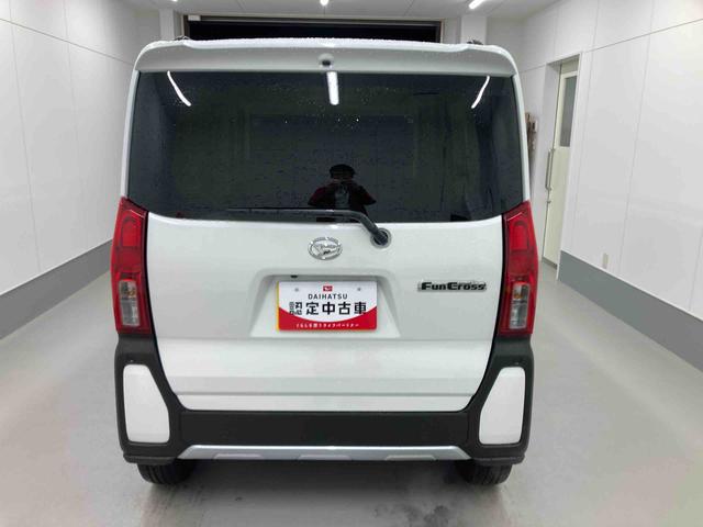 タントファンクロスターボリミテッド衝突被害軽減ブレーキ　横滑り防止装置　オートハイビーム　アイドリングストップ　ステアリングスイッチ　オートライト　キーフリーシステム　オートエアコン　ＥＴＣ　パノラマカメラ（岐阜県）の中古車