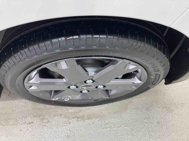 タントファンクロスターボリミテッド衝突被害軽減ブレーキ　横滑り防止装置　オートハイビーム　アイドリングストップ　ステアリングスイッチ　オートライト　キーフリーシステム　オートエアコン　ＥＴＣ　パノラマカメラ（岐阜県）の中古車