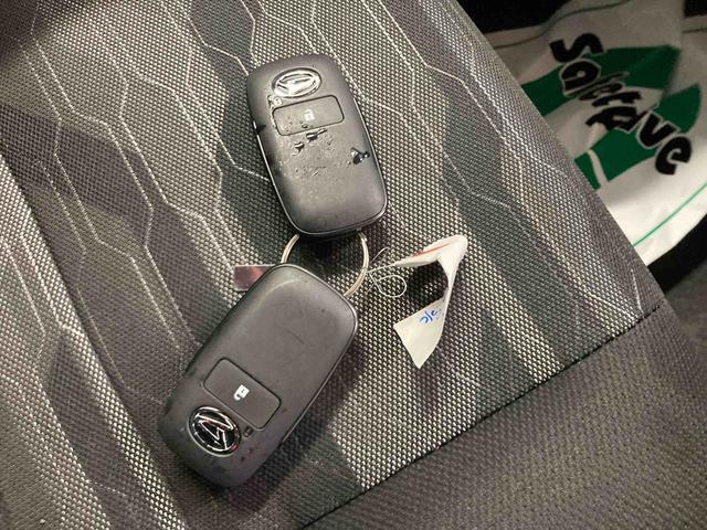 タフトＧ　クロムベンチャー衝突被害軽減ブレーキ　横滑り防止装置　４ＷＤ　オートハイビーム　アイドリングストップ　ステアリングスイッチ　オートライト　キーフリーシステム　オートエアコン　パノラマカメラ（岐阜県）の中古車