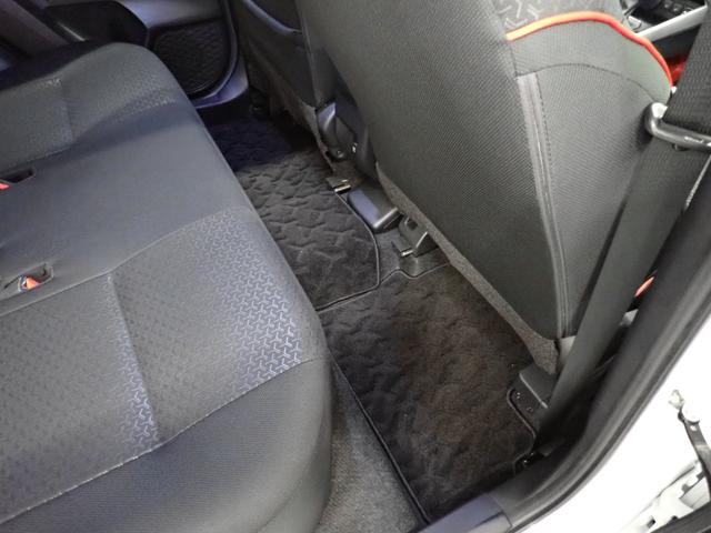 ライズＺ衝突被害軽減ブレーキ　横滑り防止装置　オートハイビーム　アイドリングストップ　ステアリングスイッチ　オートライト　キーフリー　オートエアコン　ナビ　ドラレコ　バックカメラ　ＥＴＣ　マット　バイザー（岐阜県）の中古車