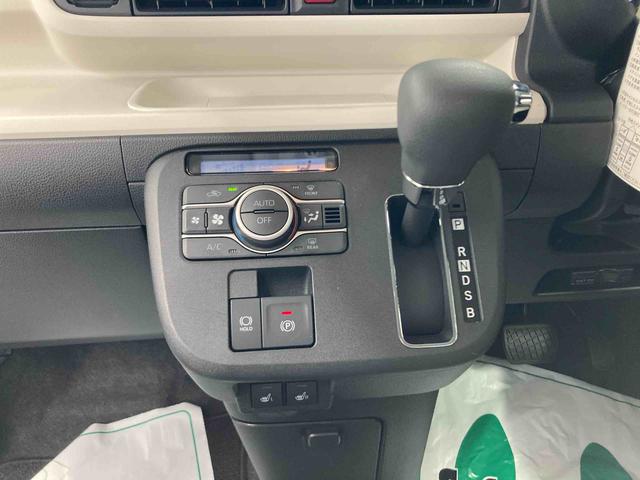 ムーヴキャンバスストライプスＧターボ衝突被害軽減ブレーキ　横滑り防止装置　オートハイビーム　アイドリングストップ　ステアリングスイッチ　オートライト　キーフリーシステム　オートエアコン　ナビ　ドラレコ　パノラマカメラ　ＥＴＣ　マット（岐阜県）の中古車