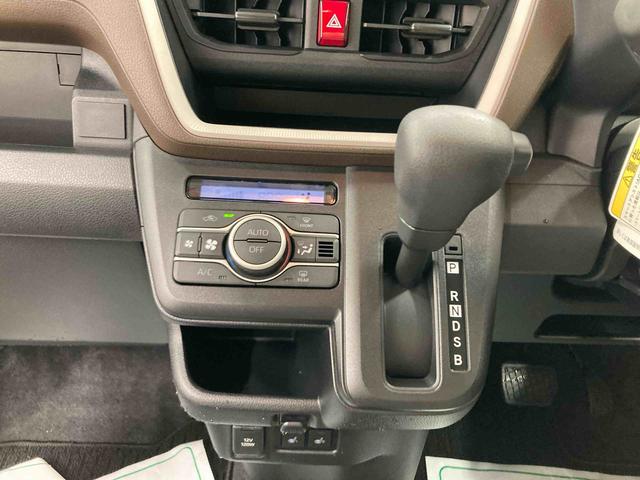 ムーヴＸ衝突被害軽減ブレーキ　横滑り防止装置　オートハイビーム　アイドリングストップ　ステアリングスイッチ　オートライト　キーフリーシステム　オートエアコン　マット（岐阜県）の中古車