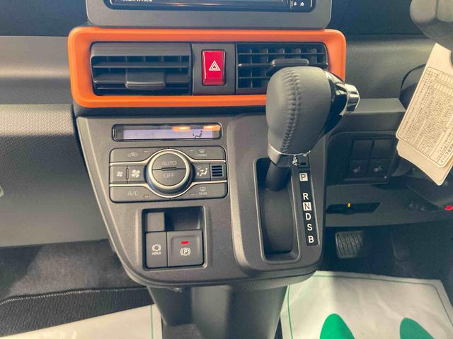 タントファンクロスターボ衝突被害軽減ブレーキ 横滑り防止装置 オートハイビーム アイドリングストップ ステアリングスイッチ オートライト キーフリー オートエアコン ナビ ドラレコ パノラマカメラ ETC マット バイザー(岐阜県)の中古車