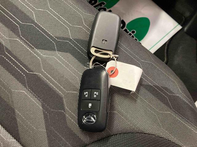 タントファンクロスターボ衝突被害軽減ブレーキ 横滑り防止装置 オートハイビーム アイドリングストップ ステアリングスイッチ オートライト キーフリー オートエアコン ナビ ドラレコ パノラマカメラ ETC マット バイザー(岐阜県)の中古車