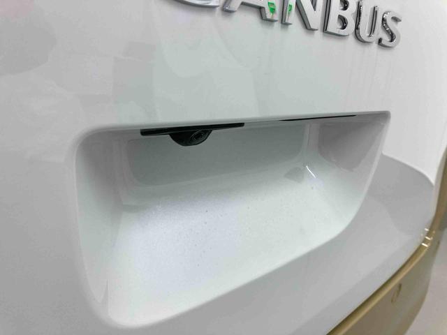 ムーヴキャンバスストライプスＧ衝突被害軽減ブレーキ　横滑り防止装置　オートハイビーム　アイドリングストップ　ステアリングスイッチ　オートライト　キーフリーシステム　オートエアコン　パノラマカメラ（岐阜県）の中古車