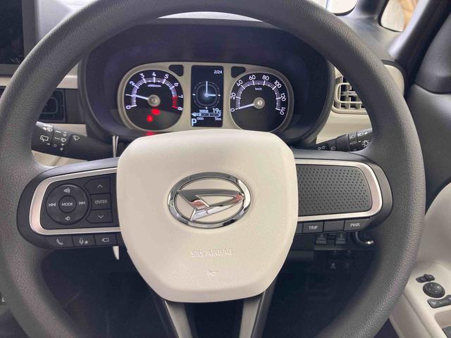 ムーヴキャンバスストライプスＧ衝突被害軽減ブレーキ　横滑り防止装置　４ＷＤ　オートハイビーム　アイドリングストップ　ステアリングスイッチ　オートライト　キーフリーシステム　オートエアコン　パノラマカメラ（岐阜県）の中古車