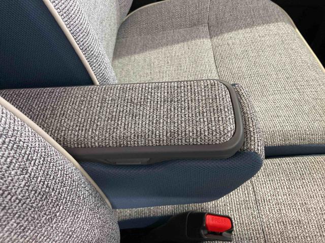 ムーヴキャンバスストライプスＧ衝突被害軽減ブレーキ　横滑り防止装置　４ＷＤ　オートハイビーム　アイドリングストップ　ステアリングスイッチ　オートライト　キーフリーシステム　オートエアコン　パノラマカメラ（岐阜県）の中古車