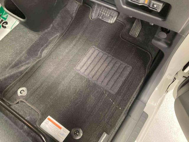 ムーヴキャンバスＧブラックアクセントＶＳ　ＳＡIII衝突被害軽減ブレーキ　横滑り防止装置　オートハイビーム　アイドリングストップ　ステアリングスイッチ　オートライト　キーフリーシステム　オートエアコン　ナビ　パノラマカメラ　ＥＴＣ　マット（岐阜県）の中古車