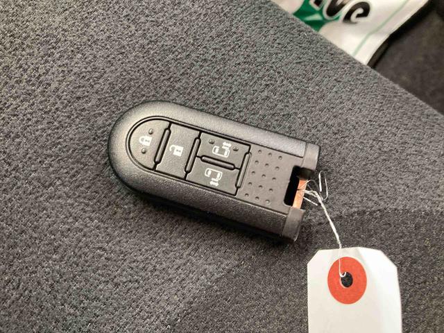 ムーヴキャンバスＧブラックアクセントＶＳ　ＳＡIII衝突被害軽減ブレーキ　横滑り防止装置　オートハイビーム　アイドリングストップ　ステアリングスイッチ　オートライト　キーフリーシステム　オートエアコン　ナビ　パノラマカメラ　ＥＴＣ　マット（岐阜県）の中古車