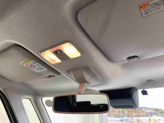 ムーヴキャンバスＧブラックアクセントＶＳ　ＳＡIII衝突被害軽減ブレーキ　横滑り防止装置　オートハイビーム　アイドリングストップ　ステアリングスイッチ　オートライト　キーフリーシステム　オートエアコン　ナビ　パノラマカメラ　ＥＴＣ　マット（岐阜県）の中古車