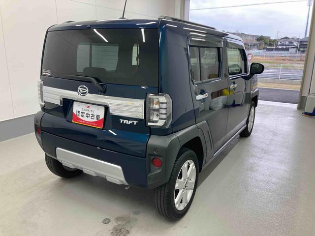 タフトＧターボ　クロムベンチャー衝突被害軽減ブレーキ　横滑り防止装置　オートハイビーム　アイドリングストップ　ステアリングスイッチ　オートライト　キーフリーシステム　オートエアコン　パノラマカメラ　マット　バイザー（岐阜県）の中古車