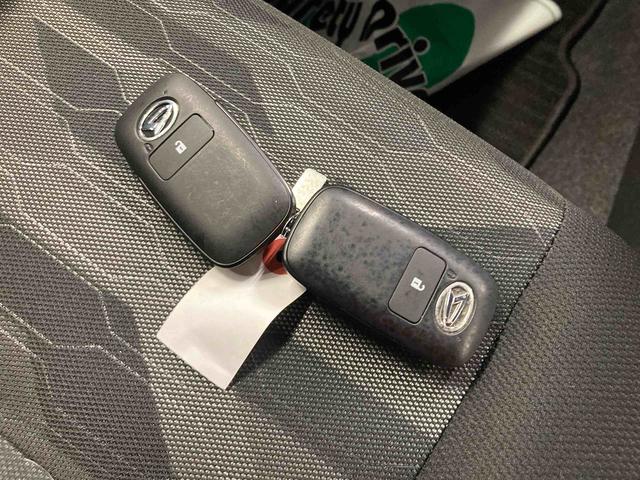 タフトＧターボ　クロムベンチャー衝突被害軽減ブレーキ　横滑り防止装置　オートハイビーム　アイドリングストップ　ステアリングスイッチ　オートライト　キーフリーシステム　オートエアコン　パノラマカメラ　マット　バイザー（岐阜県）の中古車