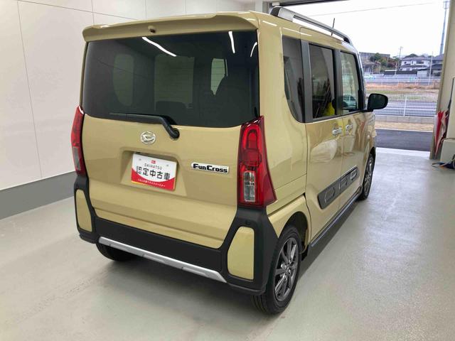 タントファンクロスリミテッド衝突被害軽減ブレーキ　横滑り防止装置　オートハイビーム　アイドリングストップ　ステアリングスイッチ　オートライト　キーフリーシステム　オートエアコン　パノラマカメラ　ＥＴＣ（岐阜県）の中古車