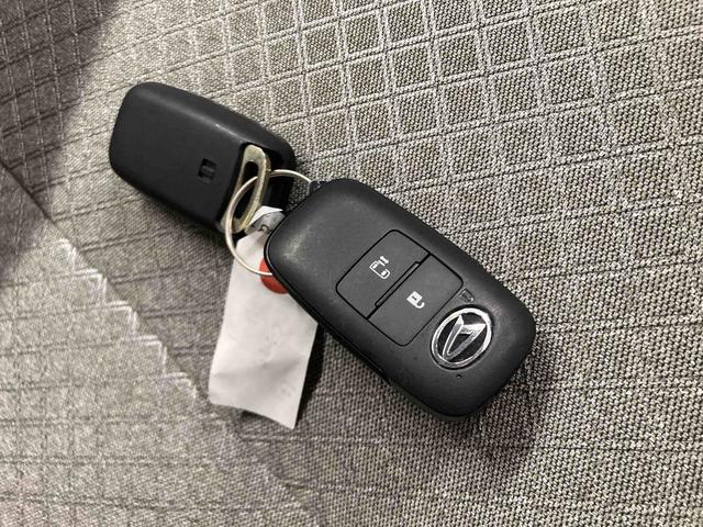 タントX衝突被害軽減ブレーキ 横滑り防止装置 オートハイビーム アイドリングストップ ステアリングスイッチ オートライト キーフリーシステム オートエアコン パノラマカメラ マット バイザー(岐阜県)の中古車